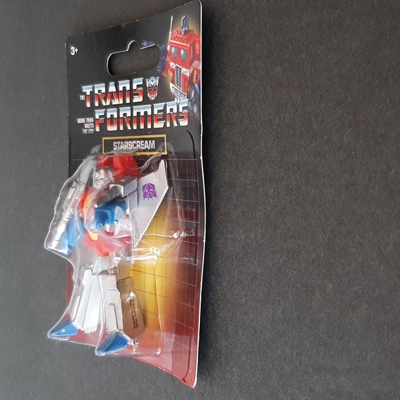 Transformers Starscream Mini Action Figure 2022 Hasbro 2.5-inches - Picture 2 of 8